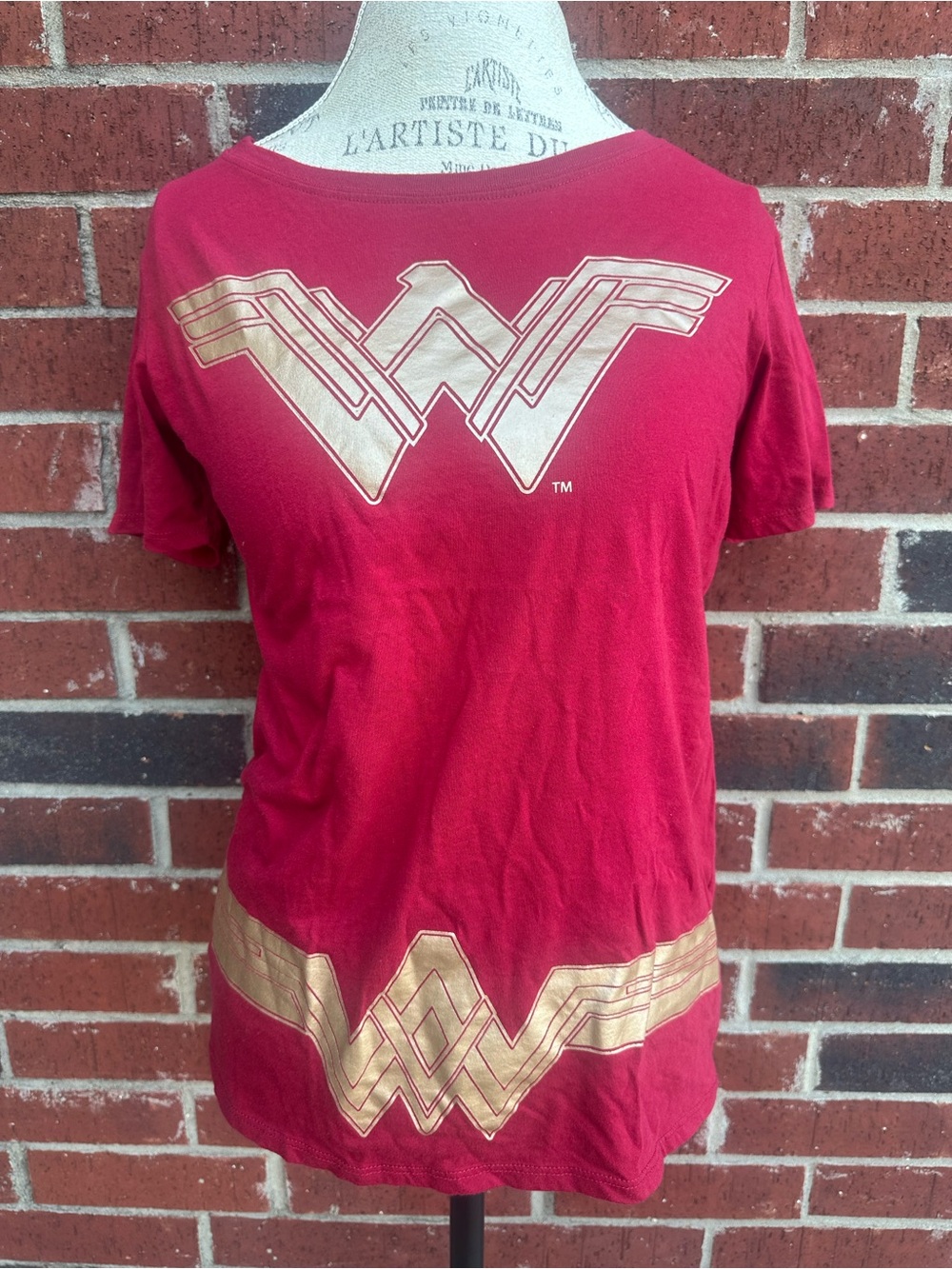DC Women's Red Tee with Metallic Gold Wonder Woman PM1